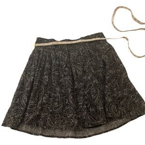 Old navy chiffon, paisley print skirt